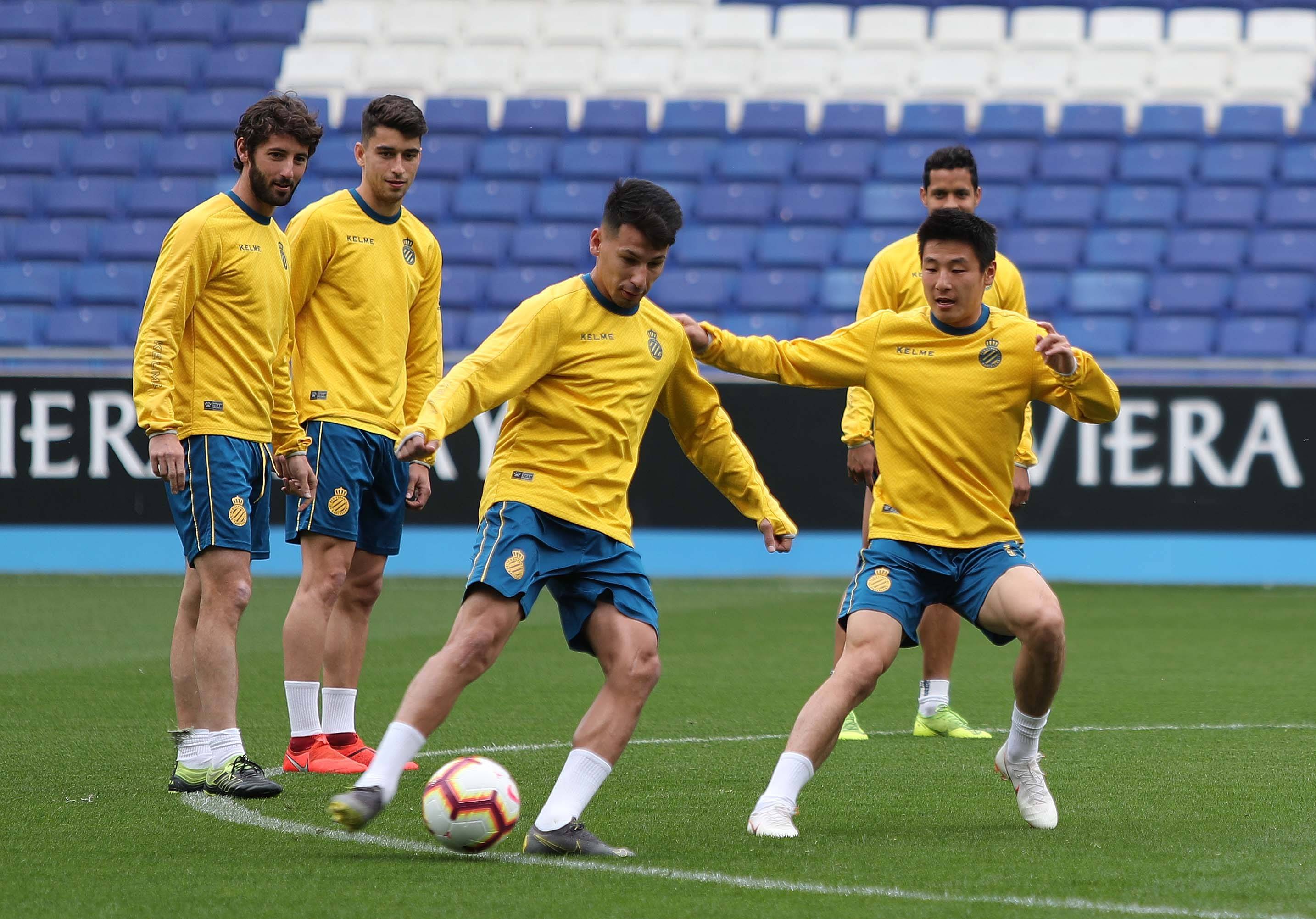 竞技宝电竞-赛地聚焦——西甲清晨热度飙升，俄克拉荷马雷霆调整名单，媒体盛赞，医务组通报恢复(俄克拉荷马雷霆vs底特律活塞)