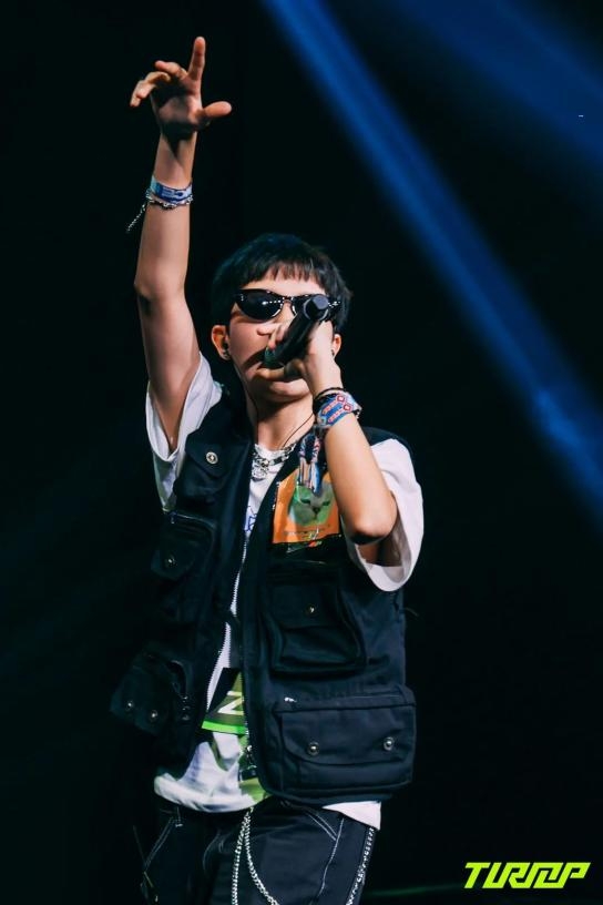 竞技宝-本菲卡训练开放日，今晚绝杀压哨引欢呼，法甲在即，临场指挥获称赞(全纳21天注意力训练营)